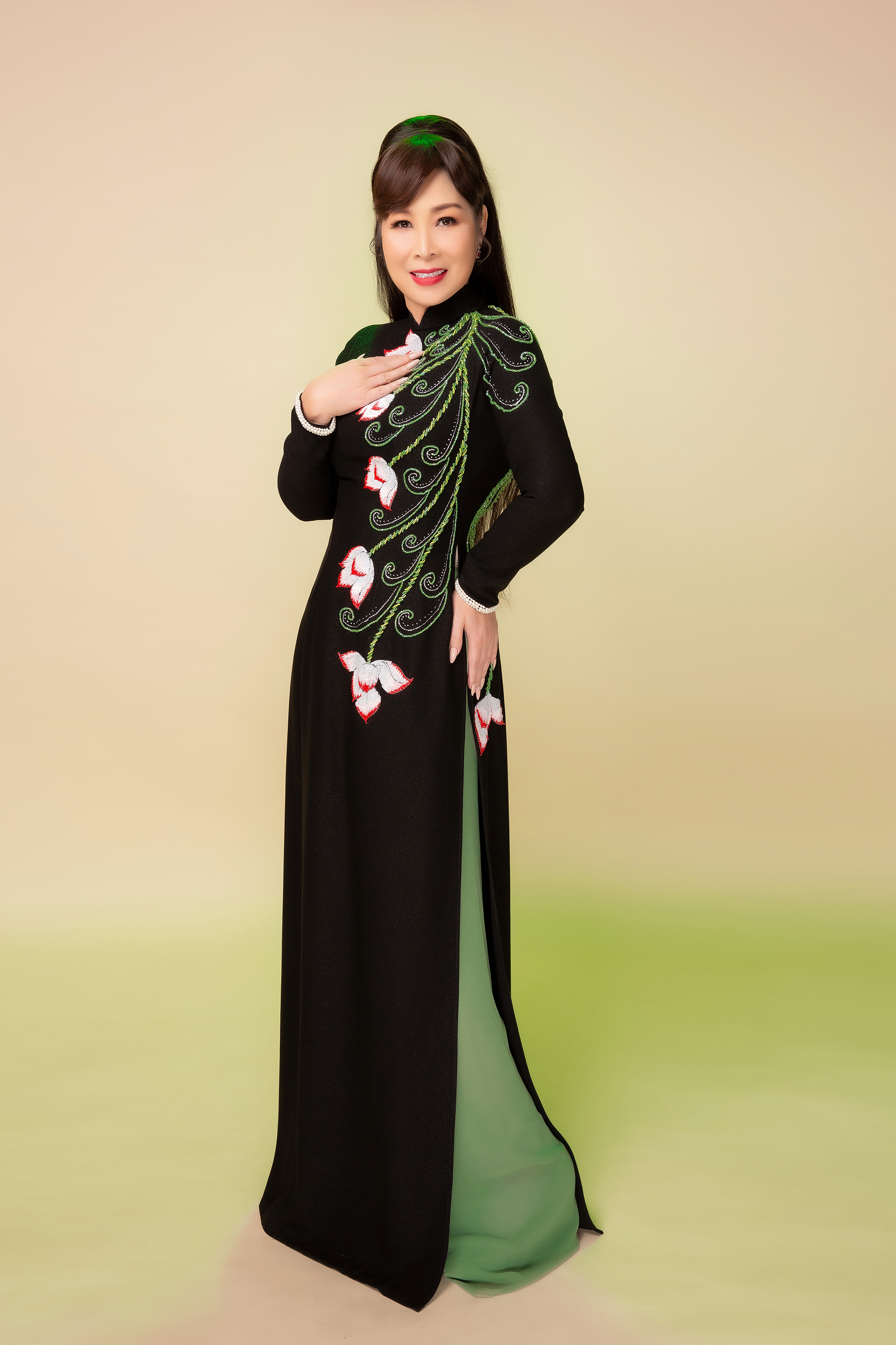 NSND Hồng Vân sau